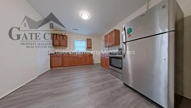Foto del edificio - 1513 Wendell Ave