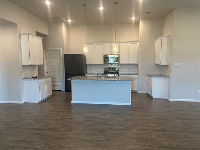 Foto del edificio - 10013 Whitebark St