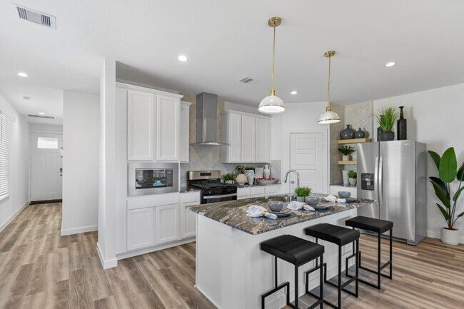 Building Photo - 13411 Sombrero Cay Dr
