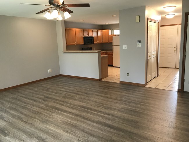 Foto del edificio - 6016 N Frostwood Pkwy
