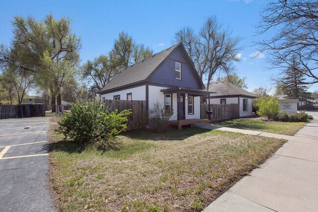Foto del edificio - 3 Bedroom Bungalow in Fort Collins