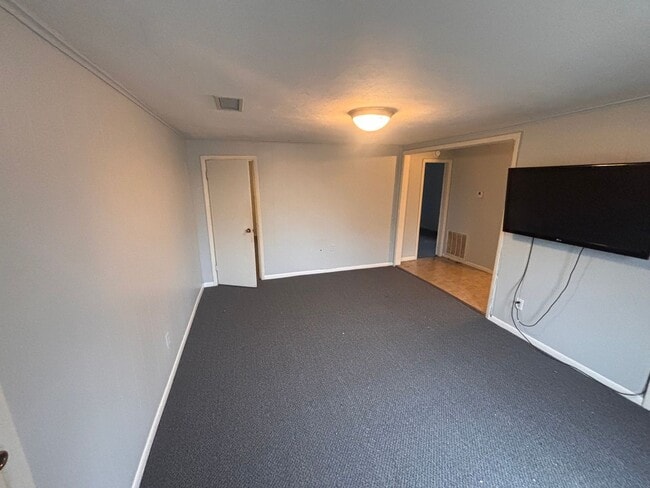 Photo - 124 39th Ave N Apartment