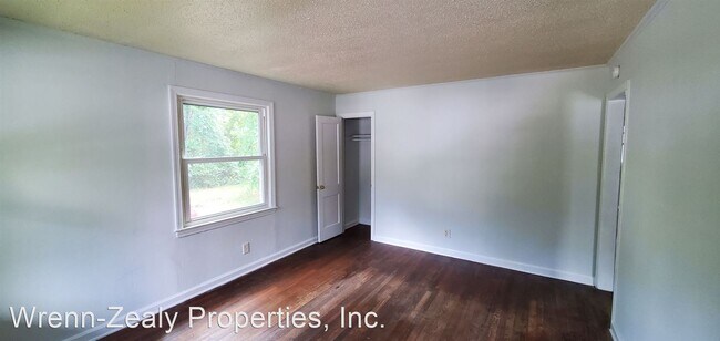 Foto del edificio - 2 br, 1 bath House - 411 Huffman Street