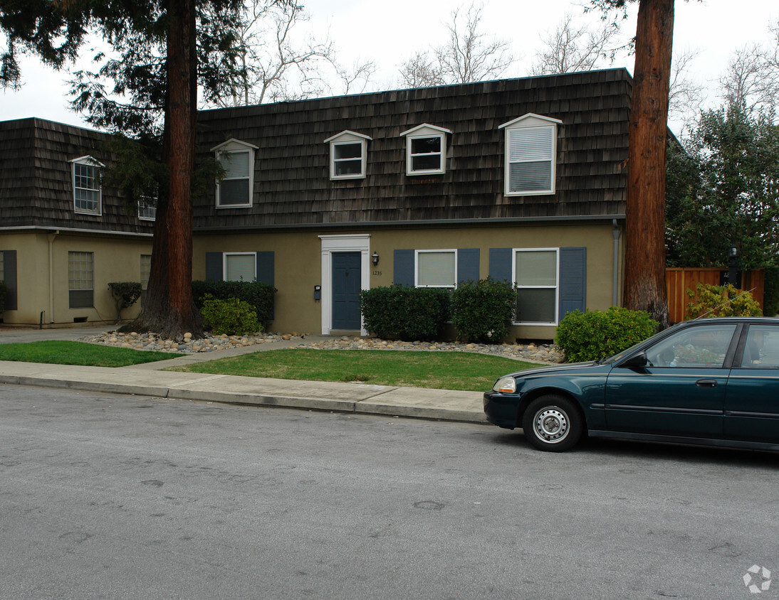 Building Photo - 1235-1239 Balboa Ct