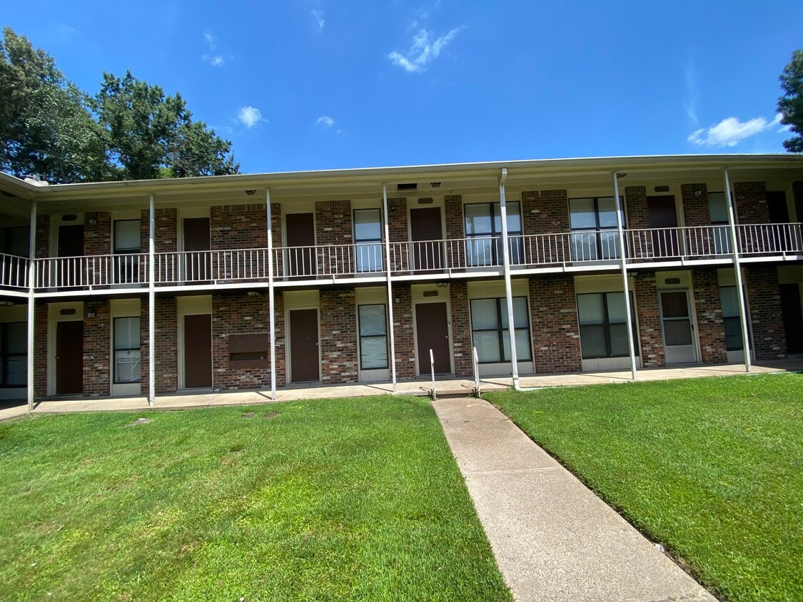 25 Gillman Ln, Jackson, TN 38301 House Rental in Jackson, TN