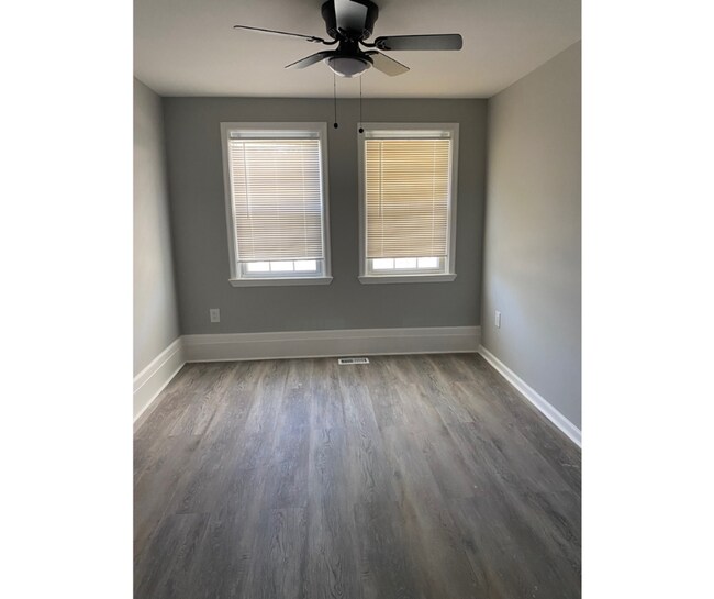 Foto del edificio - 1212 Sherwood Ave