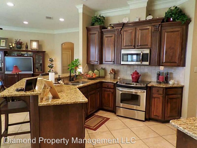 Building Photo - 3928 Lebrook Dr