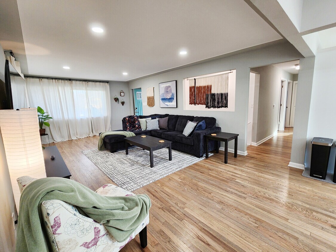 Photo - 2035 Lima St (Aurora, CO)