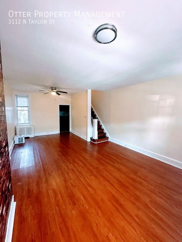 Foto principal - 3BR/1BA Beautiful & Spacious Home with Str...