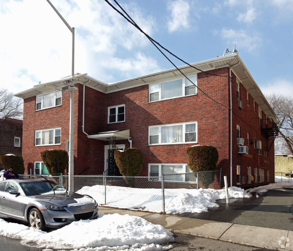 Foto del edificio - 27 Pingry Pl