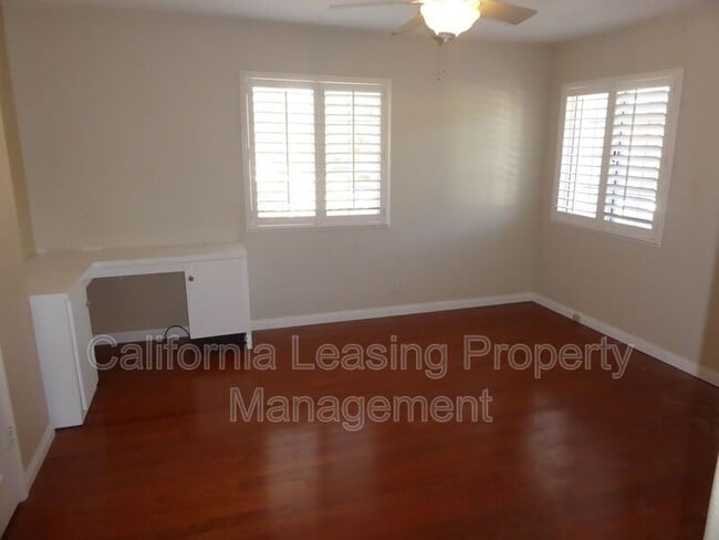 Building Photo - 25810 Blake Ct