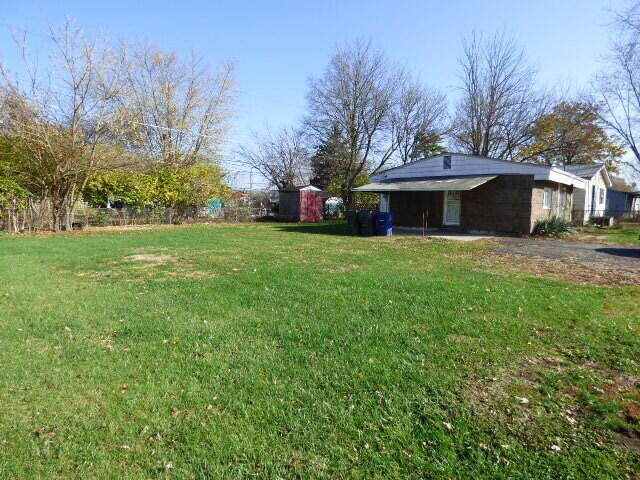 Building Photo - South side 2 BR cottage