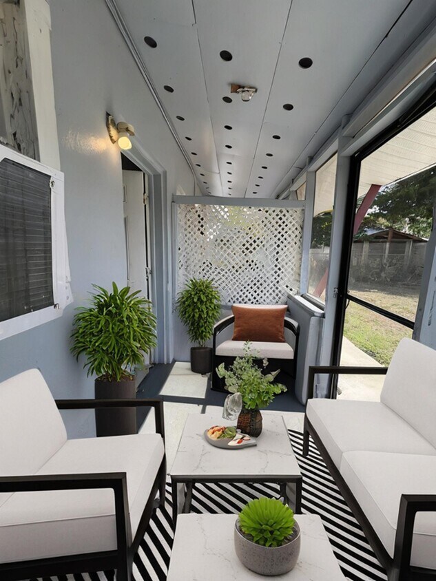 Foto principal - 2969 Dunbar St