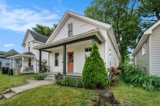 Building Photo - 1010 Quimby St