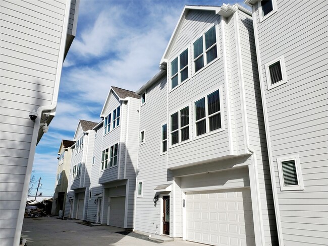 Foto del edificio - 720 Link Rd