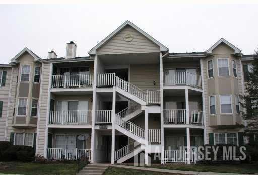 Foto principal - 77 Clay St