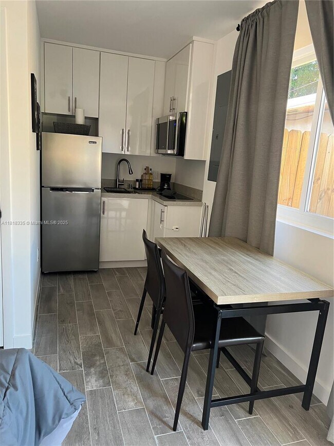 Foto del edificio - 2800 SW 4th St