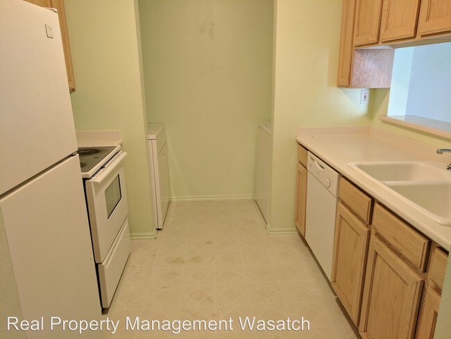 Building Photo - 2 br, 2 bath House - 339 E 600 S #1108