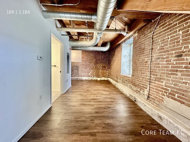 Foto del edificio - 202 W 5th St