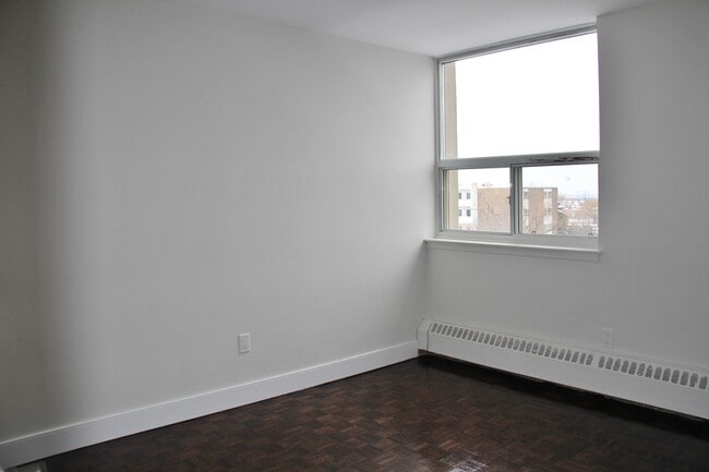 Building Photo - 1485 Williamsport Drive