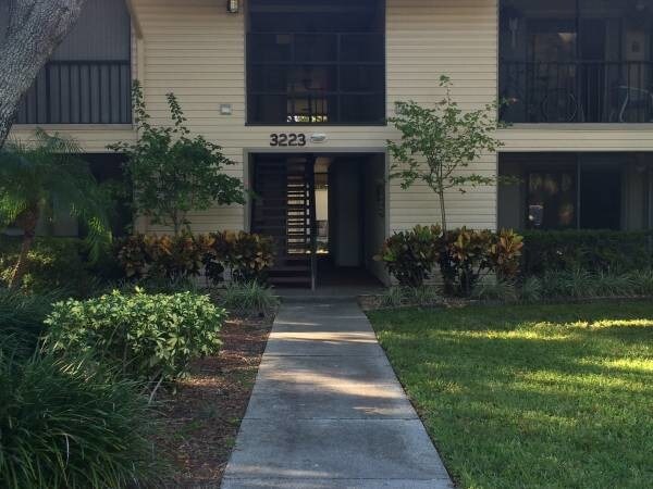 Building Photo - 3223 Fox Chase Cir