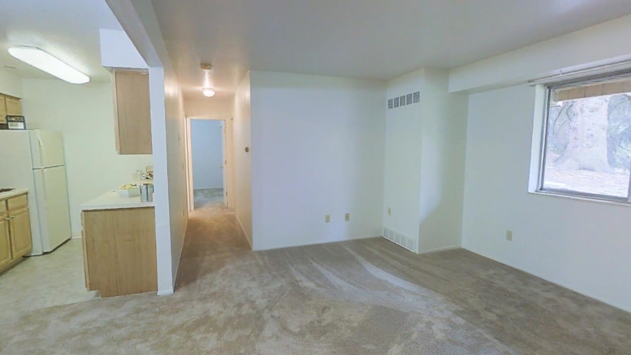 Photo - Lakewood Apartments