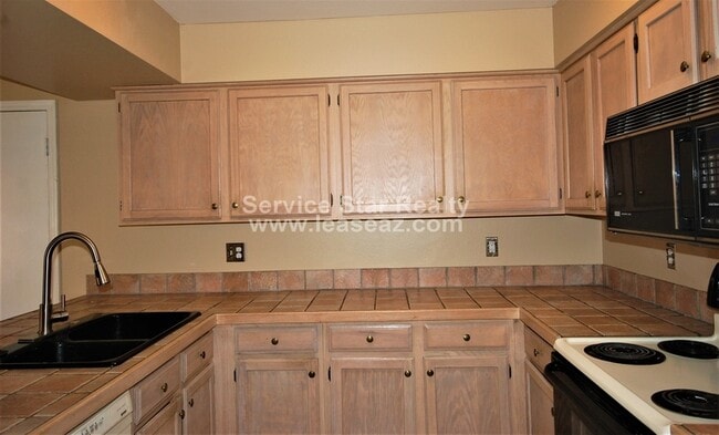 Building Photo - 4609 E Piedmont Rd