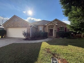 Building Photo - 205 Promenade Ave