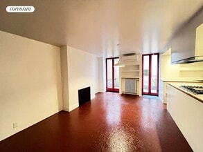 Building Photo - 4 Willow Pl