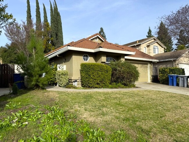 Photo - Adorbs 3/2 available NOW!!! House