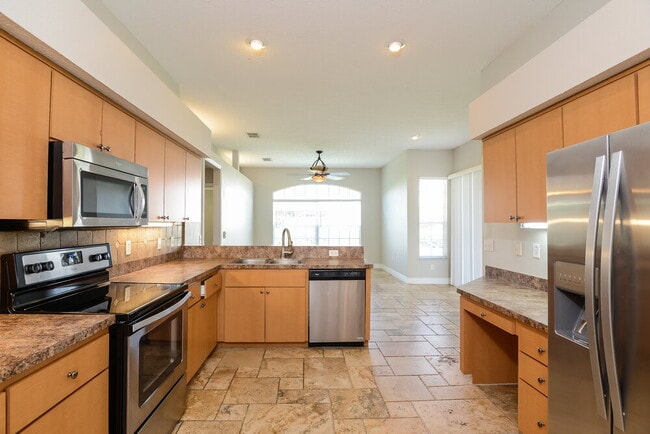 Building Photo - 13240 Prince Cir