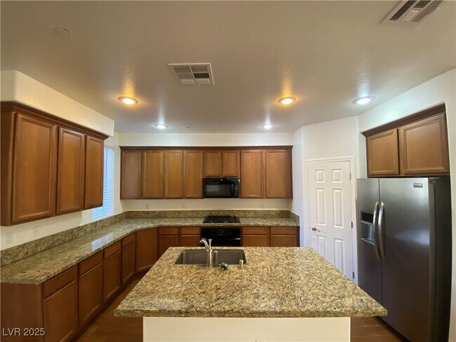 Building Photo - 11388 Newton Commons Dr