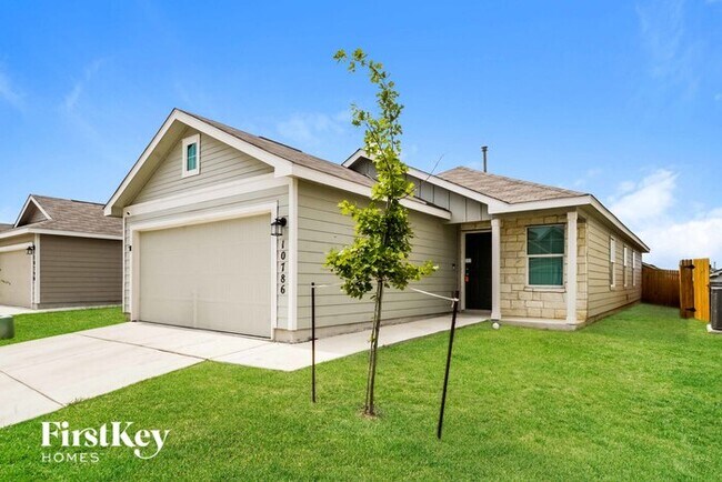Building Photo - 10786 Prusiner Dr
