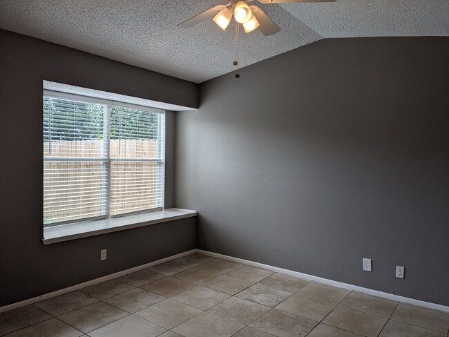 Master Bedroom - 2543 Corian Glen Dr