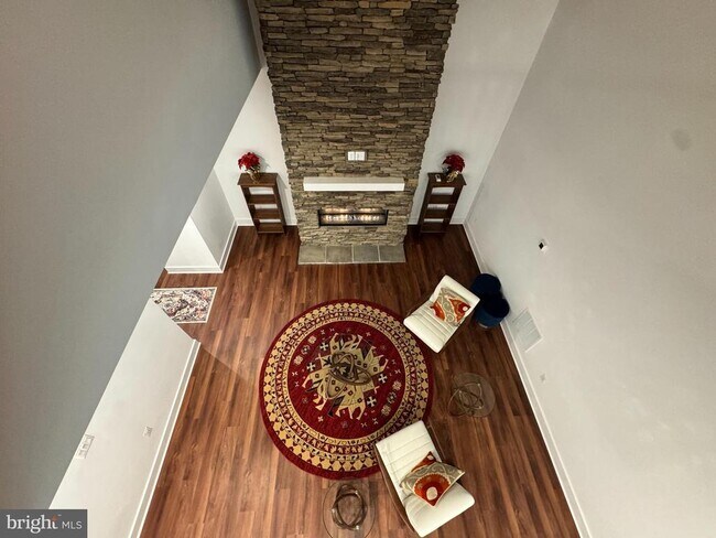 Foto del edificio - 8708 Southrun Ct
