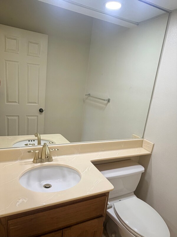 Building Photo - 5895 Friars Rd