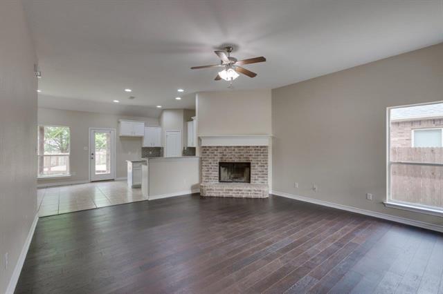 Building Photo - 214 Bob White Dr