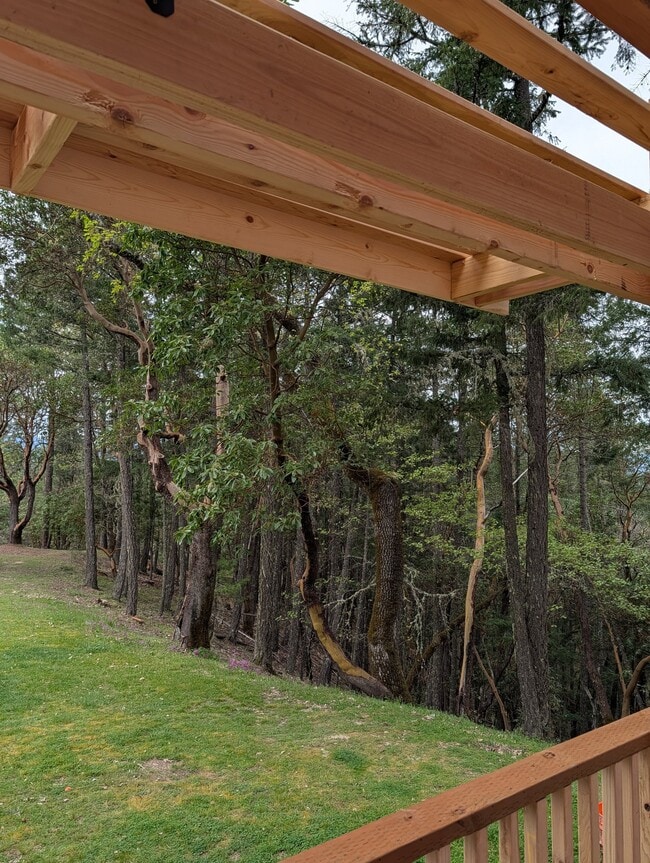 Building Photo - 1382 Sleepy Hollow Loop