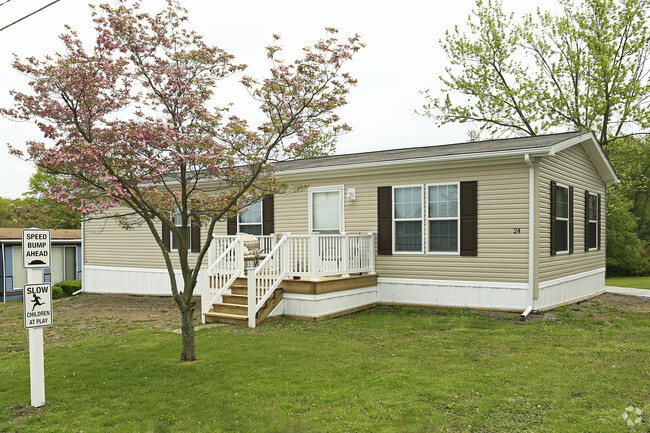 Building Photo - Deer Meadows