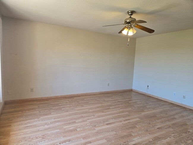Building Photo - 10630 Trigal Way