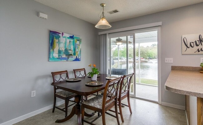 Building Photo - 605 Pond Pine Trl