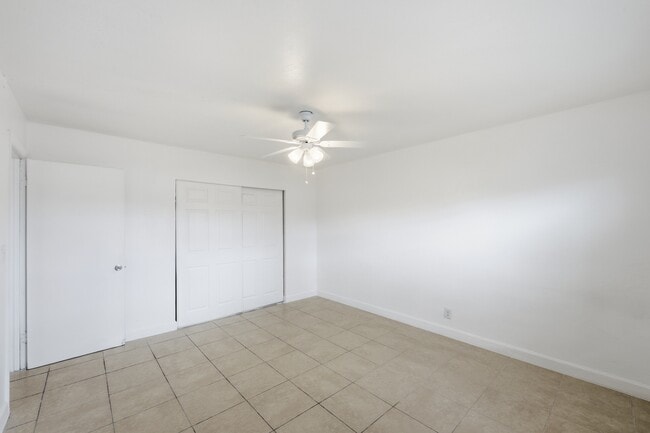 Building Photo - Edge Apartments