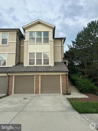 Building Photo - 23322 Evening Primrose Square