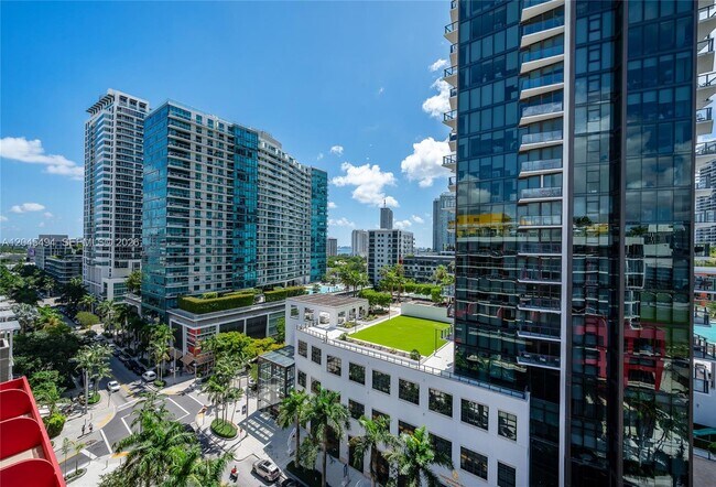 Foto del edificio - 90 NE 32nd St