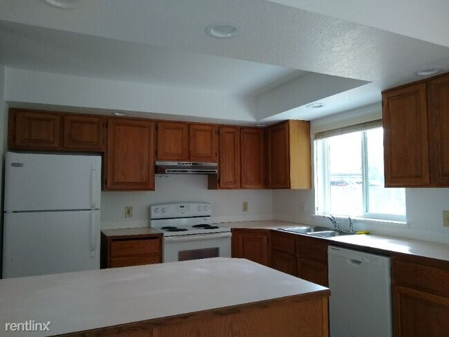Building Photo - 3 br, 2 bath House - 8227 276th Pl NW