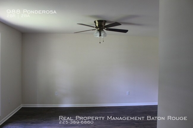 Building Photo - Great home off Old Hammond