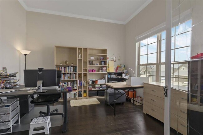 Building Photo - 15609 Cabrillo Way