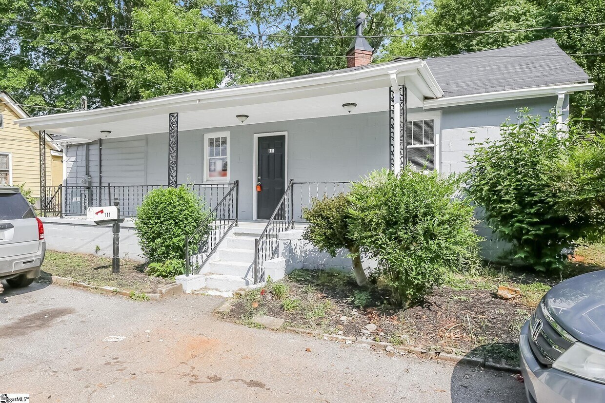 111 Gamble Ln, Easley, SC 29640 House Rental in Easley, SC