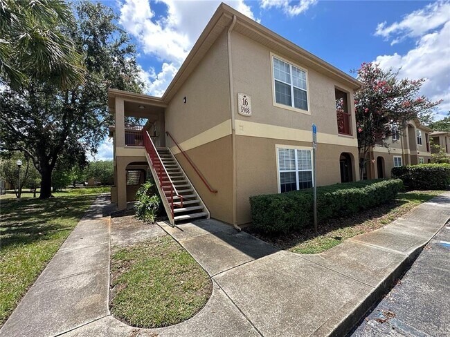 Foto del edificio - 5908 Brickleberry Ln