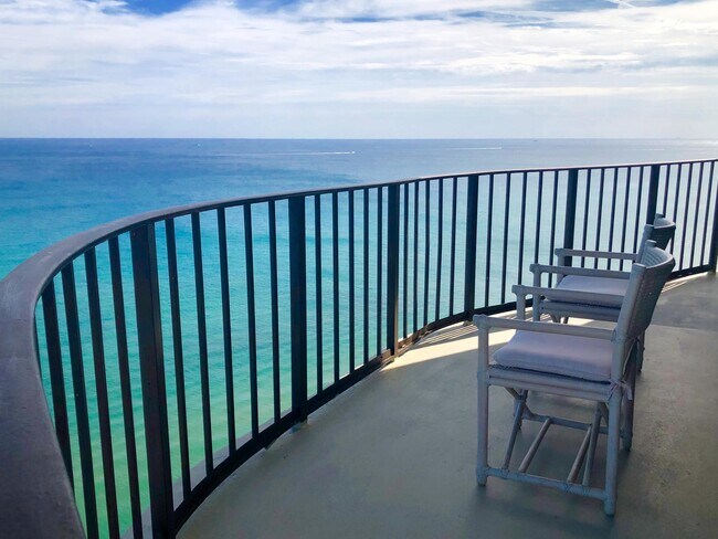 Foto del edificio - 5420 N Ocean Dr